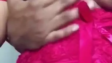 Desi bhabi sexy boobs