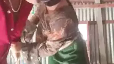 Bangladeshi village wife invites lover to fuck her pussy