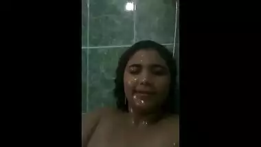 Very hot big boobs bhabi bath