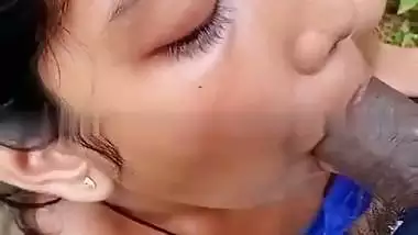 Cute girl outdoor blowjob and sex with boyfriend