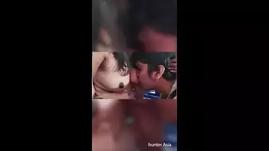 Mumbai boy bangs his sexy GF like crazy