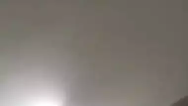Desi Muslim girl shows boobs and pussy on video call