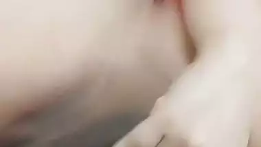 Massive tits office girl nude fingering viral videos