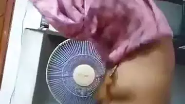 Telugu wife strips nighty and gives blowjob to husband