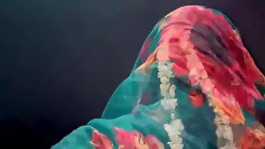 sauteli chachi ne utare kapde dikhaya choot aur boobs viral xxx mms video desi indian