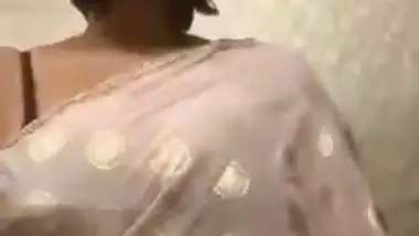 Oasi Das Titties