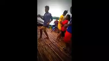 Desi Girl very hot dance